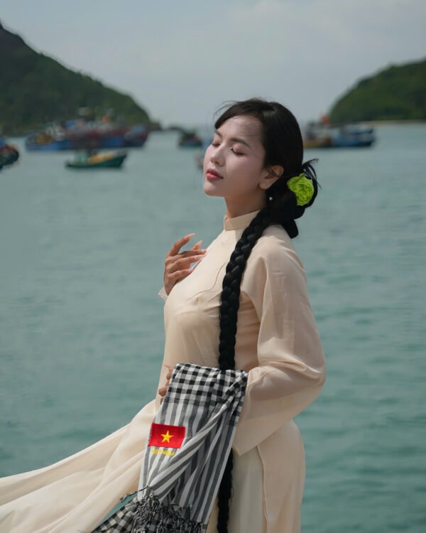 Cho Thuê Áo Dài Nữ Cam Cổ Trụ Tay Tơ