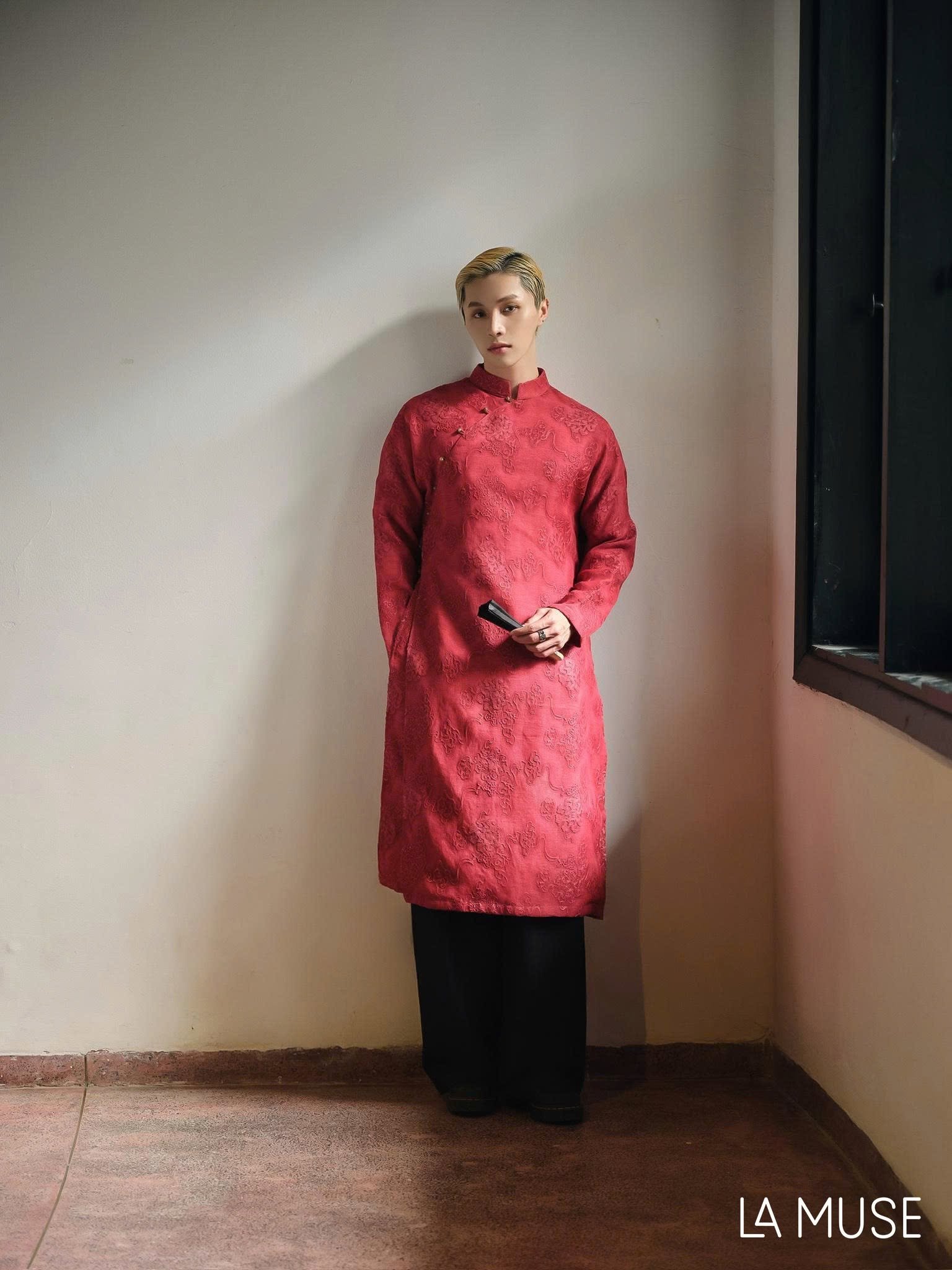 Cho Thuê Áo Dài Nam Đỏ Vân Mây